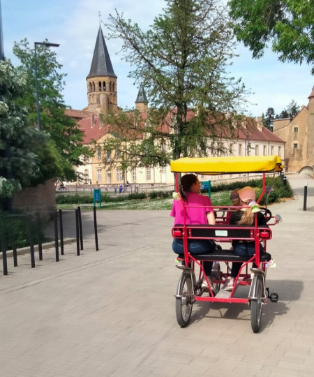 Souvenir inoubliable à quatre roues