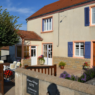 Gite   " La Maison Thomey "