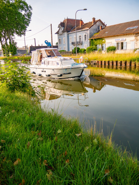 20250612 bateau canal navigation lbrivet