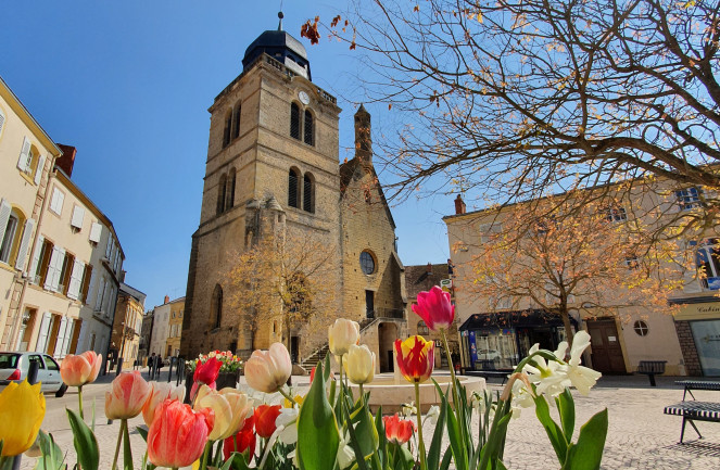 Tour Saint-Nicolas, au printemps