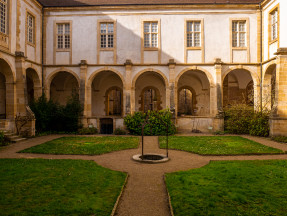 Atelier enfants "Jardin médiéval" - Office de Tourisme