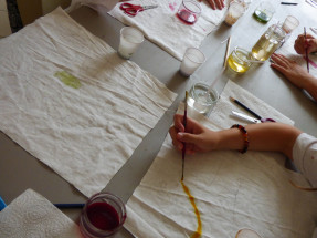 Atelier enfant «Peinture végétale » - Office de Tourisme