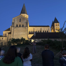 Visite guidée : Paray en jeux 